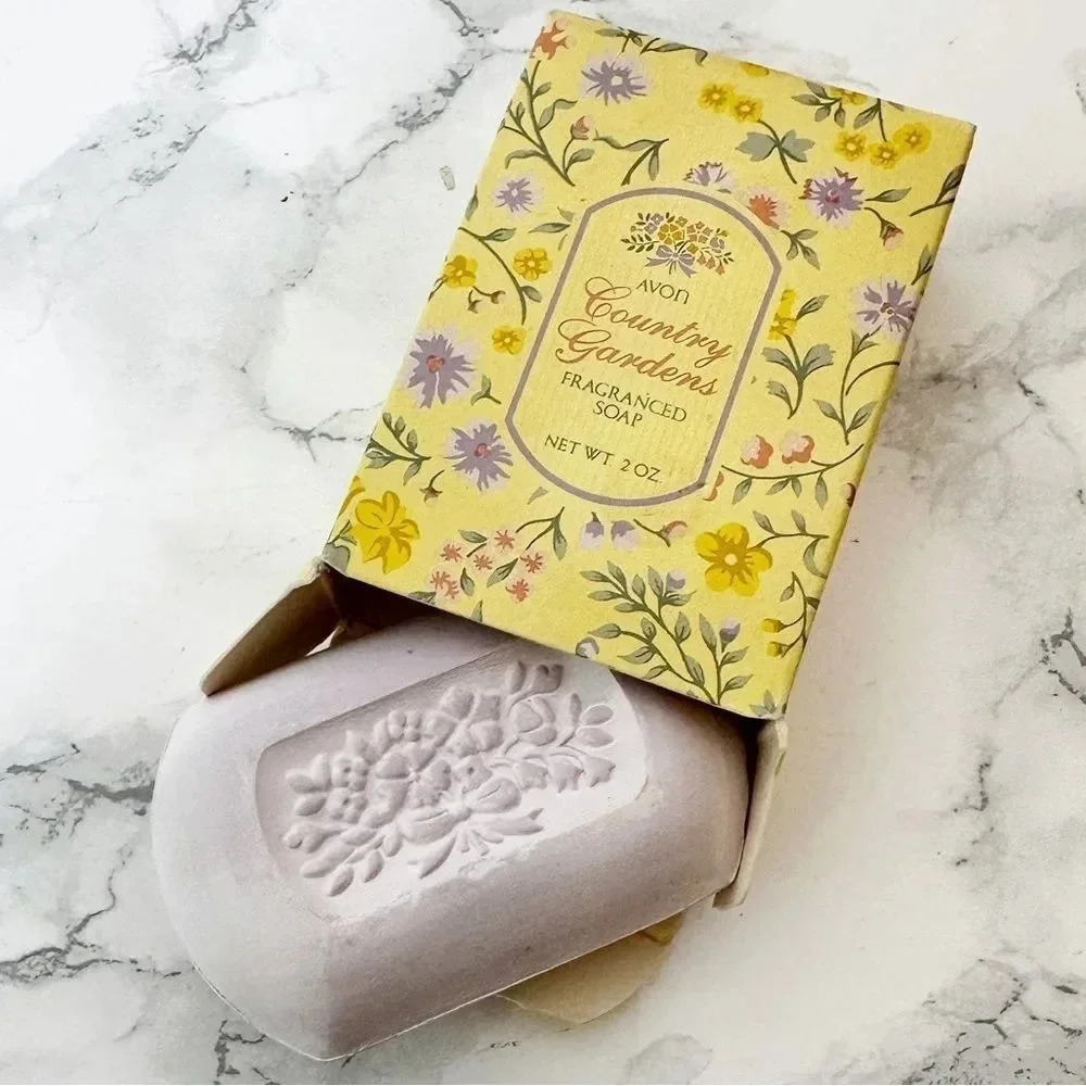 AVON‎ Fragranced Soap County Gardens 2oz
